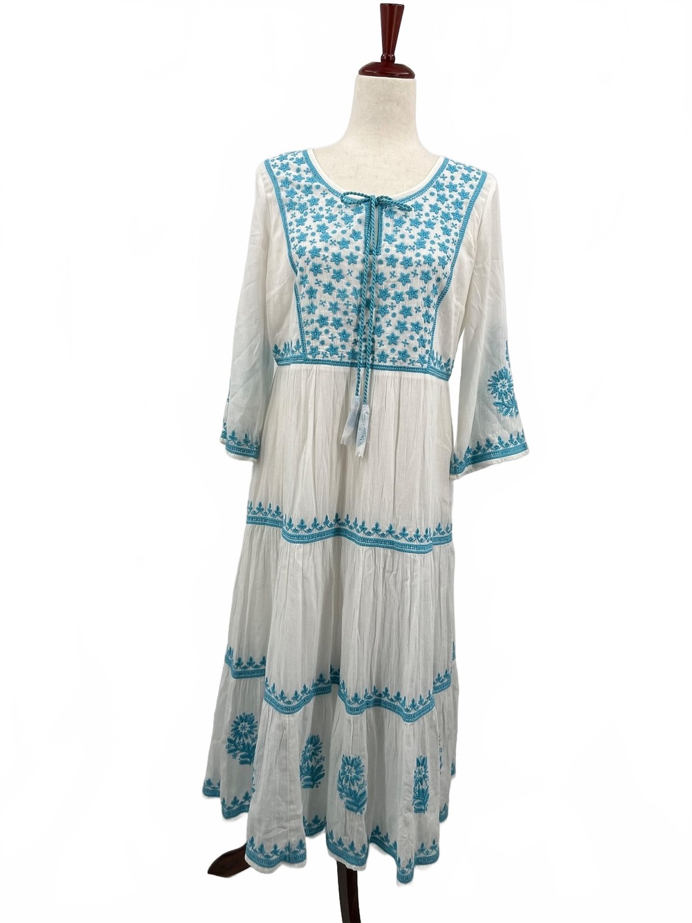 Soft Surroundings White/Blue Maxi Dress | Cotton-Polyester, Embroidered